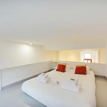 Апартаменты Mezzanine 1bdr Bercy Village *
