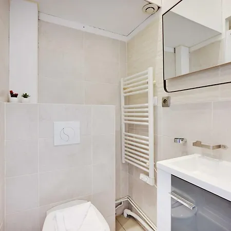 Mezzanine 1bdr Bercy Village Апартаменты Париж